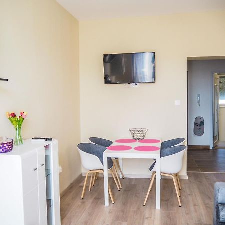 Holiday Apartmanhaz ハルカーニャ エクステリア 写真