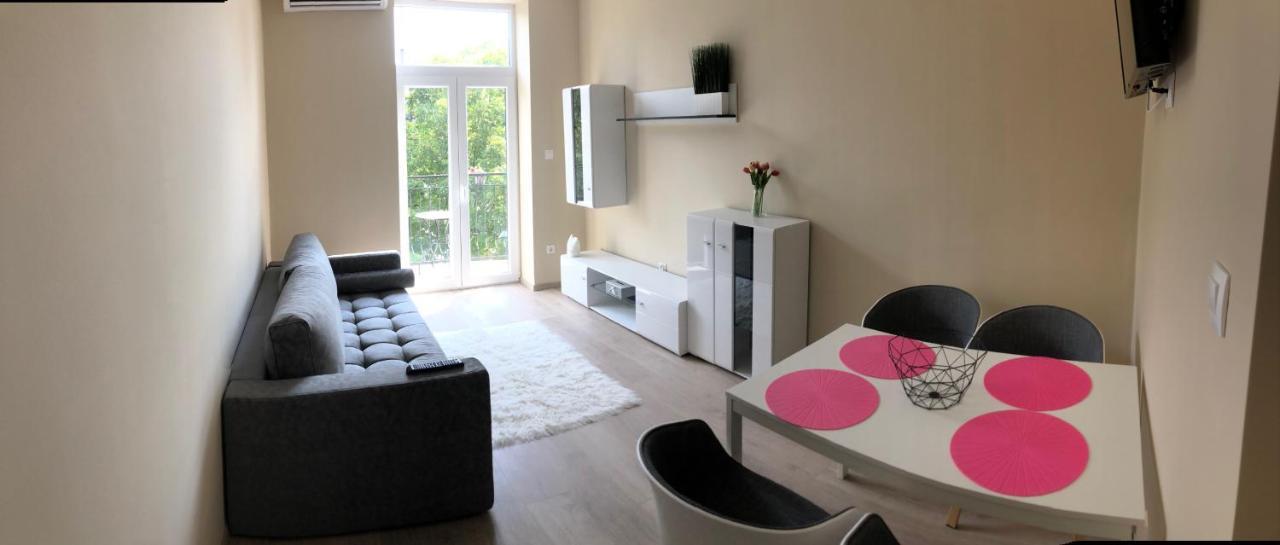 Holiday Apartmanhaz ハルカーニャ エクステリア 写真