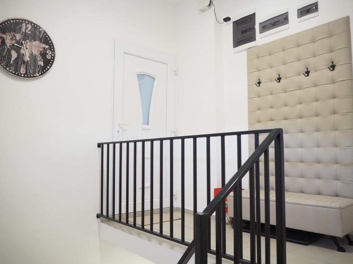 Holiday Apartmanhaz ハルカーニャ エクステリア 写真