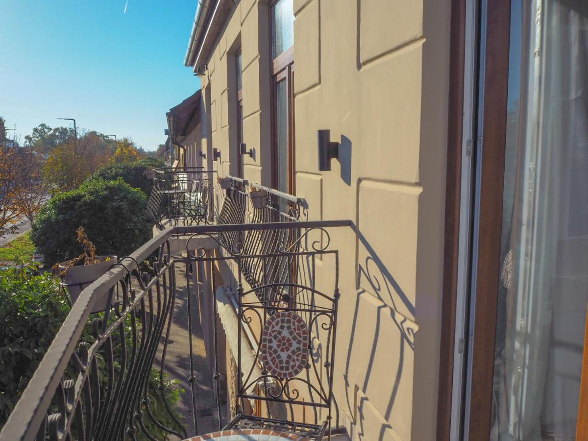 Holiday Apartmanhaz ハルカーニャ エクステリア 写真