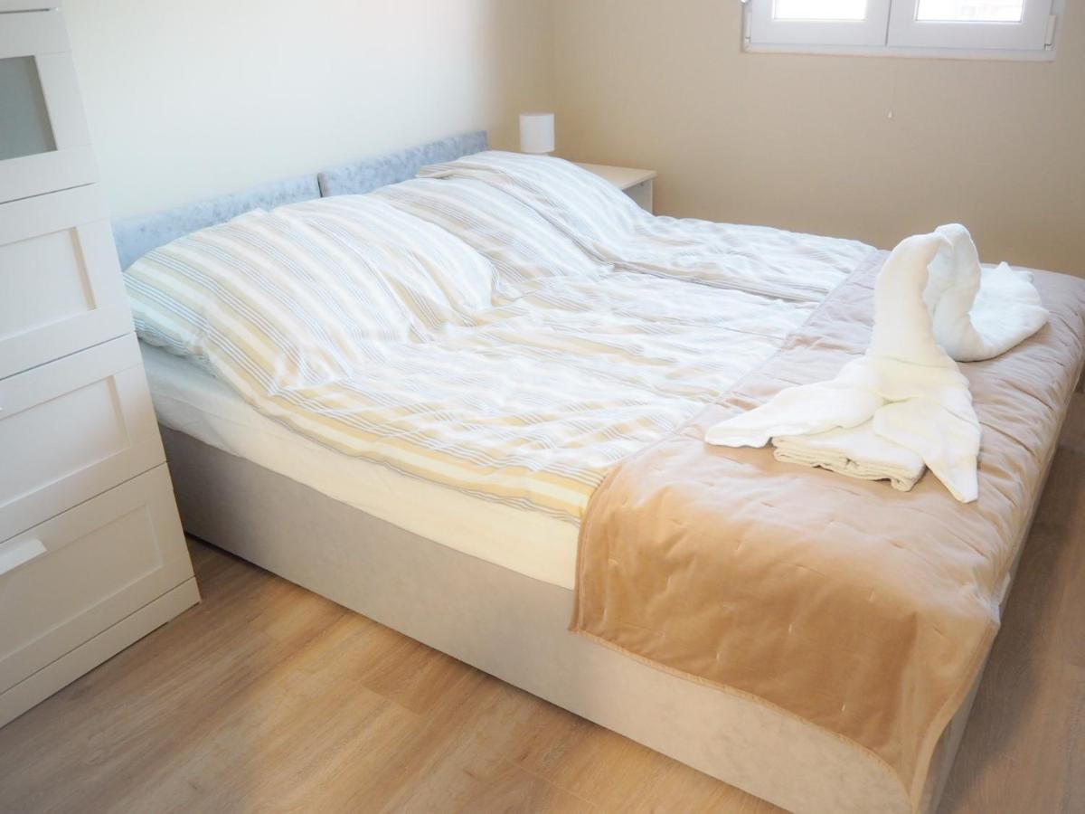 Holiday Apartmanhaz ハルカーニャ エクステリア 写真